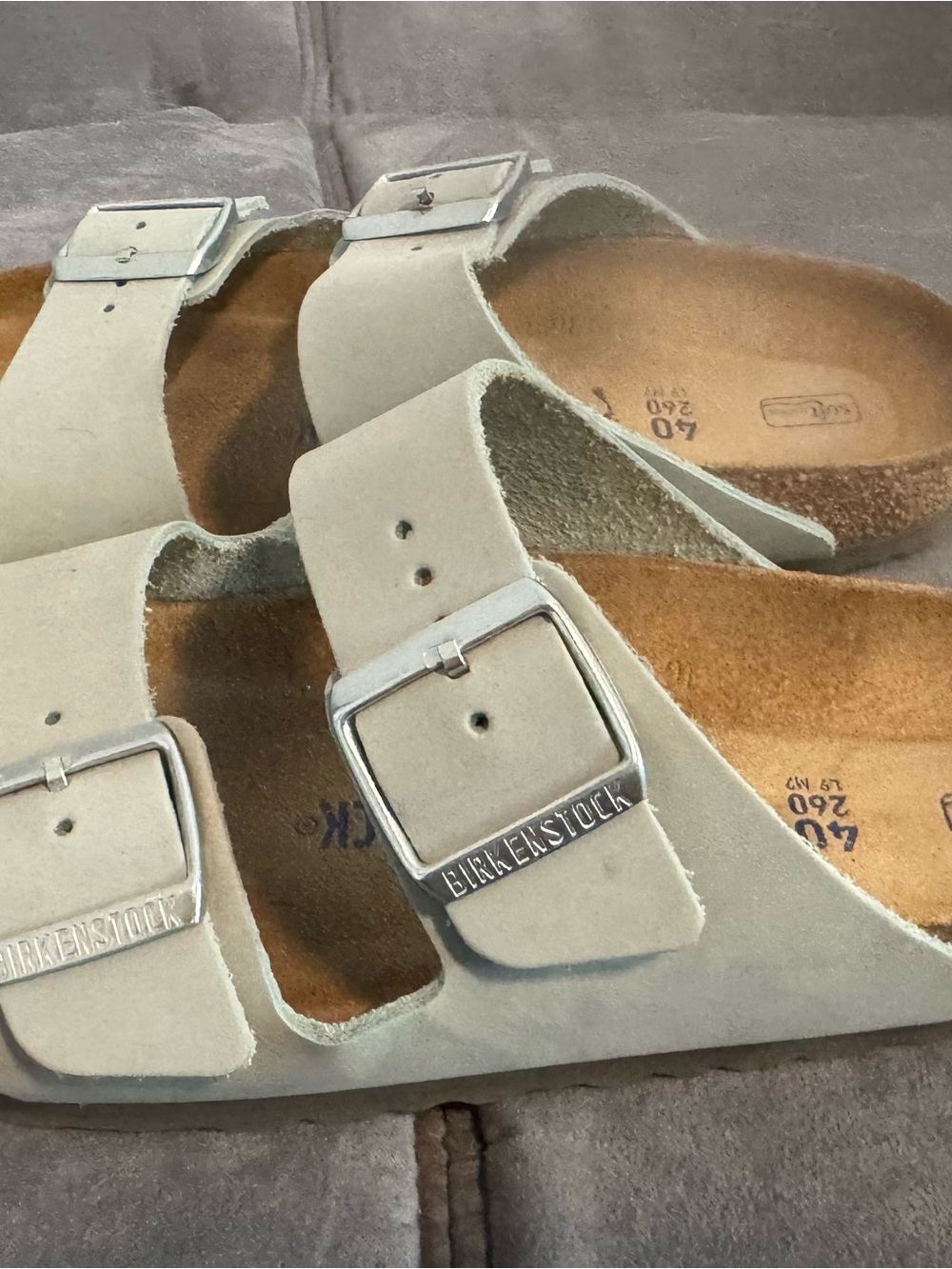 Birkenstock Arizona Big Buckle - Sage Nubuck size 40, worn once